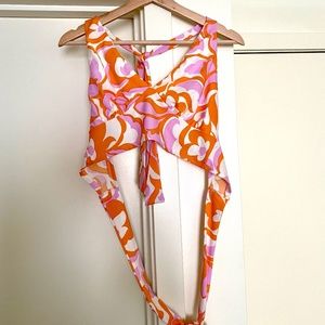 Halter top 70s print crop top